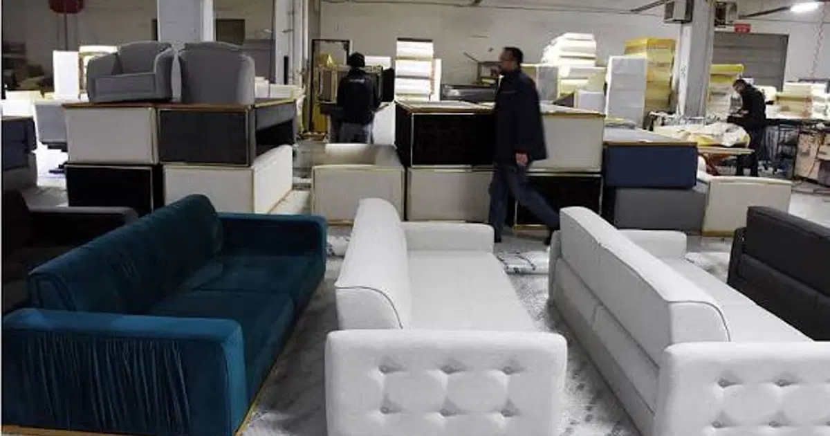 İstanbul Yenibosna'da mobilyalarda öğrencilere indirim yapıldı