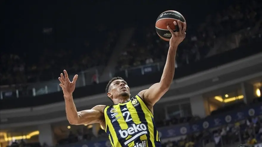FENERBAHÇE KAZANIRSA  4