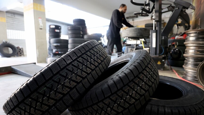 Bakanlık duyurdu. Kış lastiği takma zorunluluğu ne zaman bitecek?