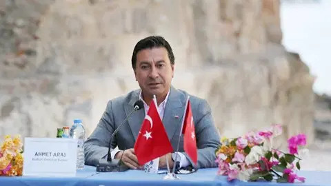 Muğla Büyükşehir Belediye Başkanı Ahmet Aras, CHP'den koltuğu bıraktı