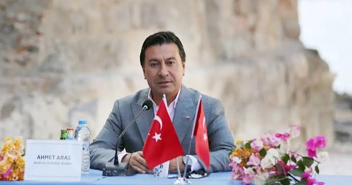 Ahmet Aras CHP'den istifa etti, Muğla Büyükşehir'de bağımsız devam edecek