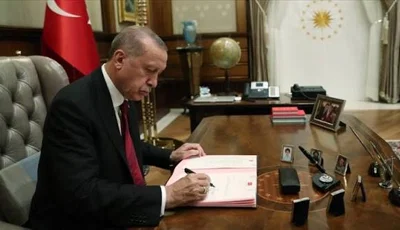 10 üniversiteye yeni rektör atandıBazı bakanlıklar ve kamu kurumlarına ilişkin atama ve görevden alma kararları Resmi Gazete'de yayımlandı.