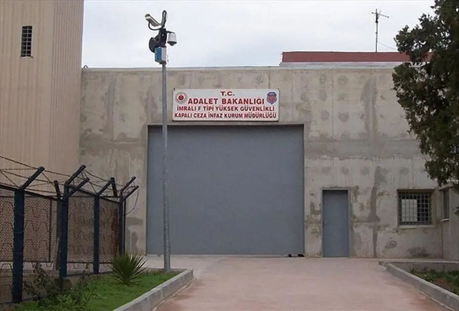 DEM Parti heyeti, İmralı'da Abdullah Öcalan'la görüşüyor