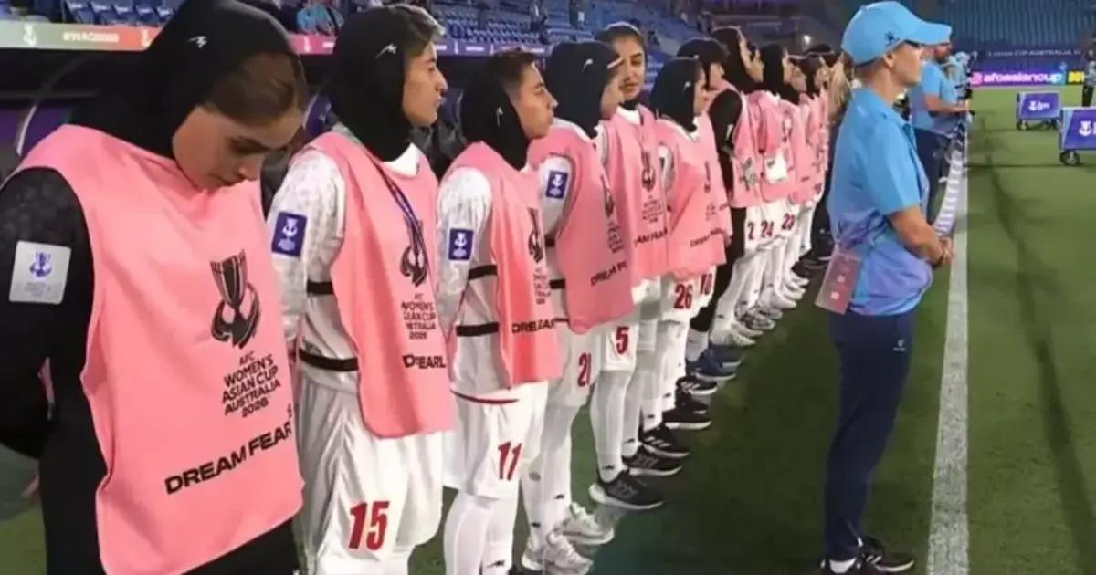 İran'dan Avustralya'daki kadın futbolculara "Eve dönün" çağrısı