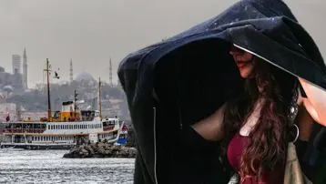 Balkanlardan yola çıktı, bu gece İstanbul'a ulaşacak: Hava öğlen 29, gece 20 derece!