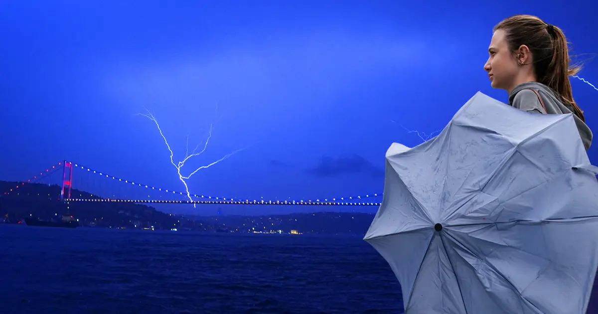 İstanbul yaz ortasında kış yaşayacak: Hava 7 derece soğuyacak, yağmur 4 gün sürecek