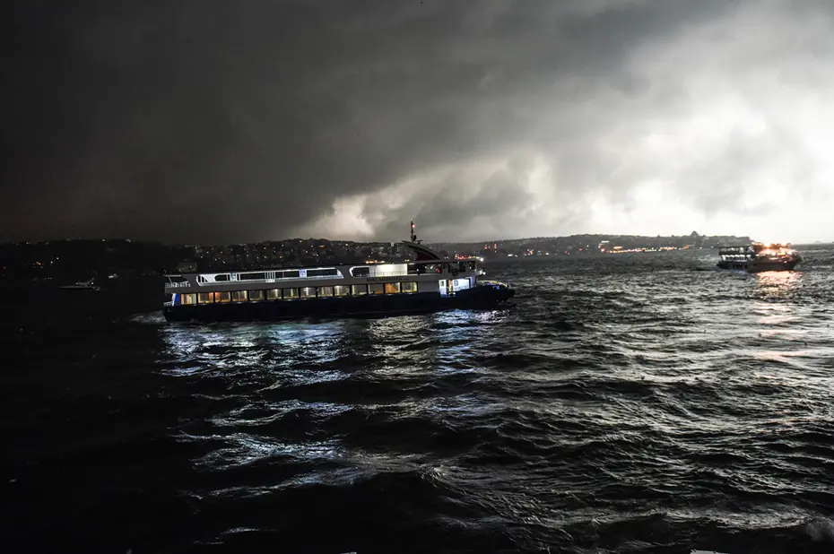 İstanbullulara salı uyarısı! Denizde başlayacak, karada da etkili olacak