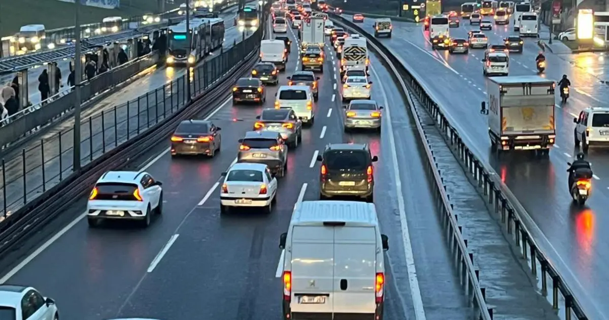 İstanbul'da bayram sonrası trafik yoğunluğu