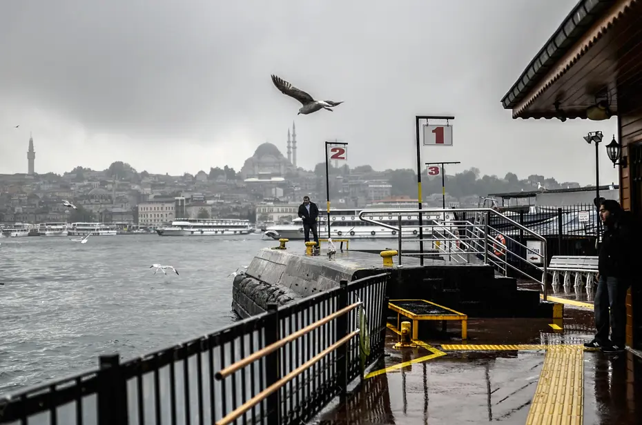 İstanbullular dikkat! Saat belli oldu. Rüzgar yön değiştirecek, sıcaklık hızla düşecek