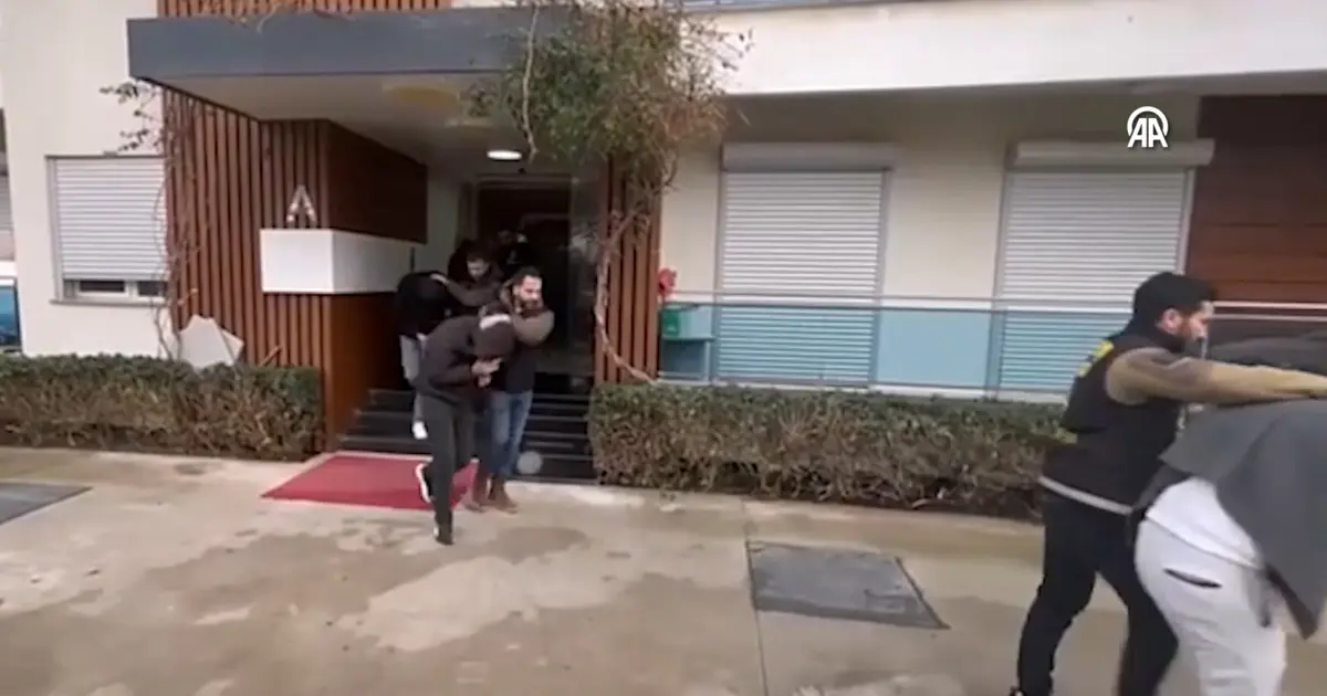 Villalar açığa çıktı, siteye geçtiler! 2 milyar liralık bahis çetesinden hücre evi modeli