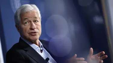 Dev bankanın CEO'su uyardı: Piyasalarda risk var