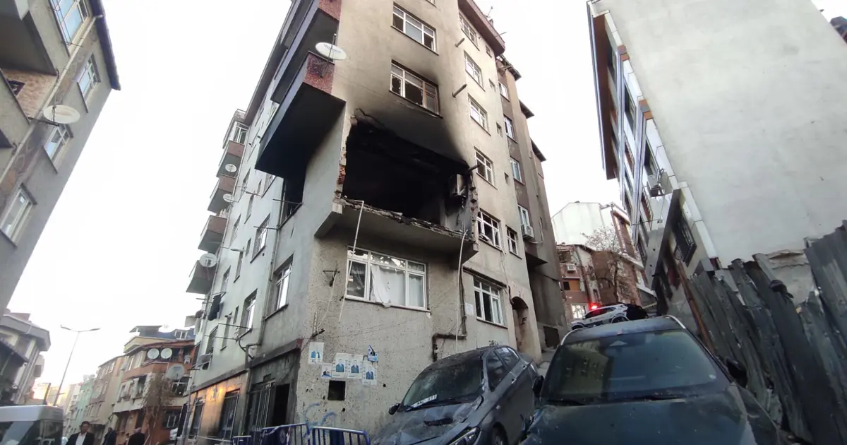 Kağıthane'deki patlamanın izleri gün ağarınca ortaya çıktı