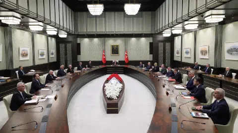 Kabine yarın toplanıyor. Masada fon soruşturması ve terörsüz Türkiye süreci var