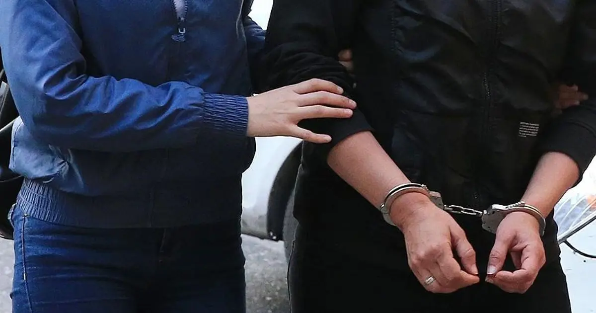 Fahiş hesap tuzağı. Önce sosyal medyadan iletişime geçiyorlar, sonra mekanlara davet ediyorlar