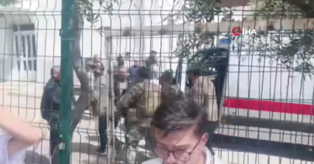 Olay yerinden ilk görüntüler. Kahramanmaraş'ta ortaokula silahlı saldırı