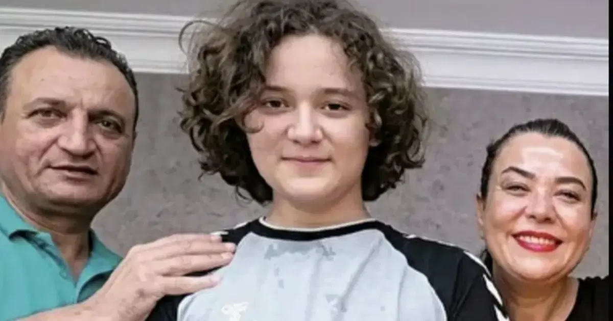 Okul saldırısı davası başlıyor. İsa Aras Mersinli'nin anne ve babası hakim karşısına çıkıyor