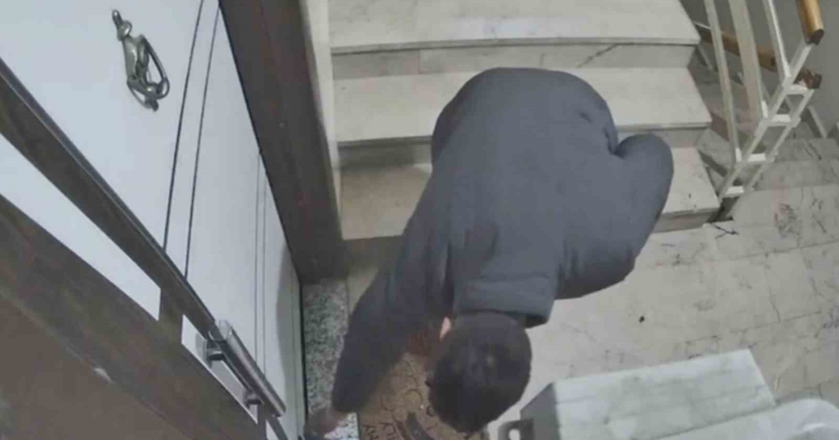 Güvenlik kamerası hırsızlığa engel oldu. Kapı kapı para topladı, gözü kargoda kaldı
