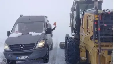 Kar ve tipi bastırdı: Nemrut Dağı'nda mahsur kaldılar