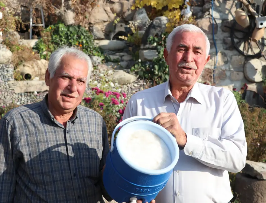 Hasta olan babaannesi için Erciyes'ten kar getirtti 