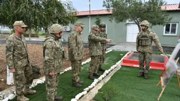 Orgeneral Tokel, KKTC'deki askeri birlikleri denetledi