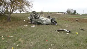 Kastamonu'da otomobil devrildi, iki kardeş öldü