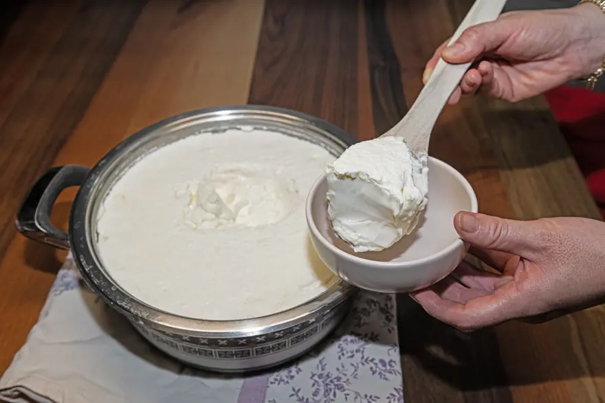 Uyurken bile kas yaptırıyor. Yatmadan önce yiyince en güçlü protein kaynağına dönüşen besin 5