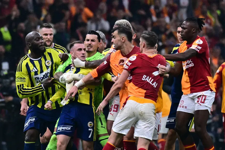 Galatasaray'dan derbi sonrası olayları için sert açıklama