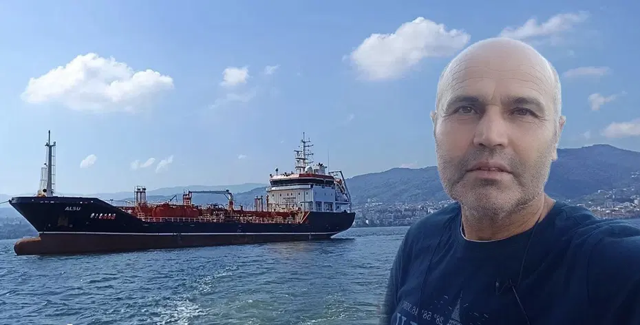 Marmara'daki gemi kazasında yürek burkan tesadüf. Kayıp denizci, Alsu'yu yıllar önce fotoğraflamış