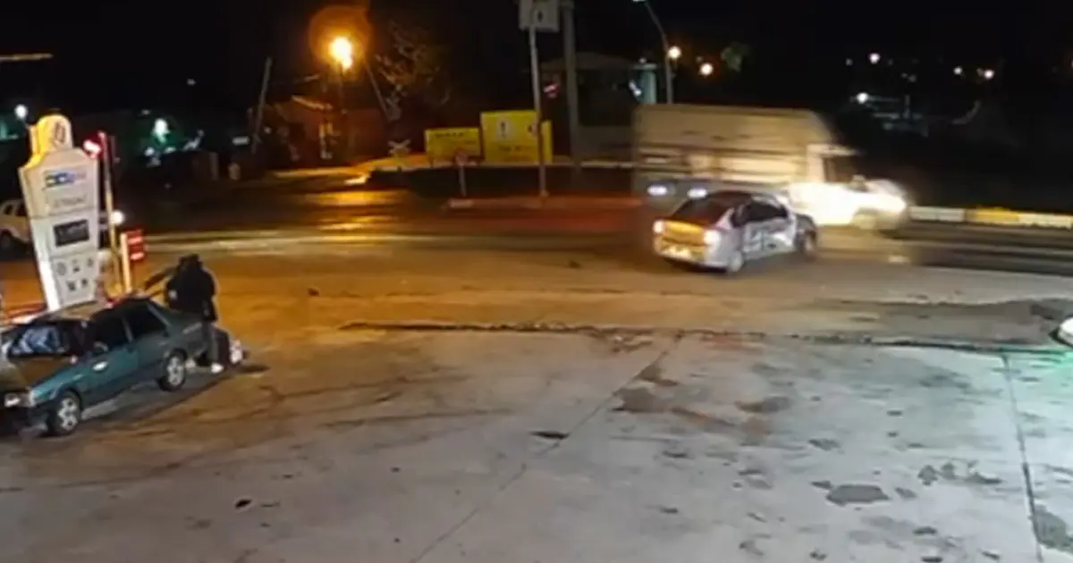 Kavşaktaki kazada 1 kişi öldü, 2 kişi yaralandı