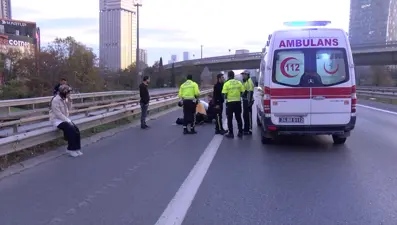 Bağlantı yolunda feci kaza: Karşıya geçen yayaya otomobil çarptı