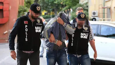 Beş şehirde kaçak ilaç operasyonu. 54 şüpheli gözaltında
