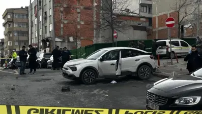 Kağıthane'de kanlı pusu. 26 yaşındaki Burak aracında öldürüldü