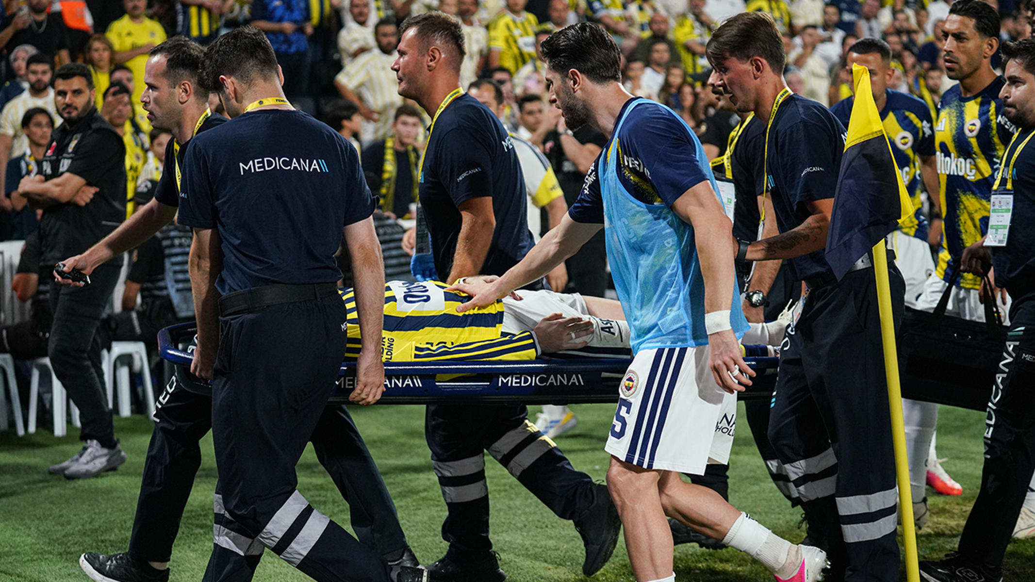Fenerbahçe'den Kerem Aktürkoğlu açıklaması. Sağlık durumu nasıl?