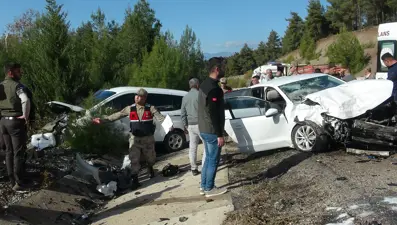 Kilis'teki trafik kazasında 5 kişi ağır yaralandı