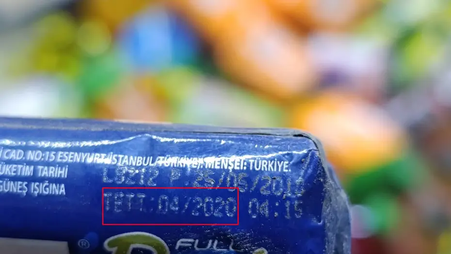 Markette pes dedirten olay. Son kullanma tarihi 10 yıl geçmiş ve kurtlanmış ürünler raflardan çıktı