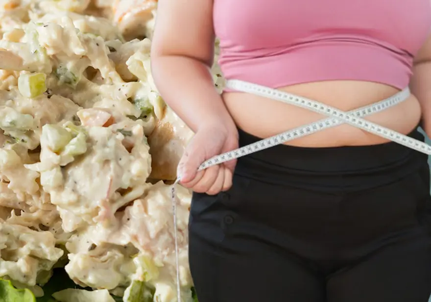 6 ayda 63 kilo verdi. Her gün yediği tek besin iğne ipliğe çevirmiş 