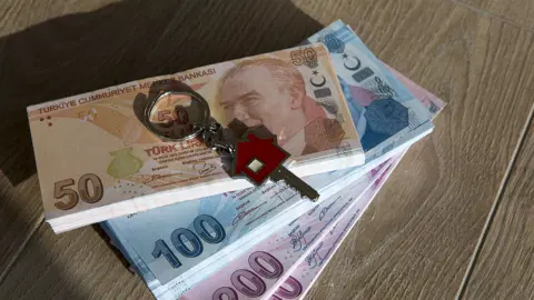 Ekim ayı kira zam oranı belli oldu. Ev sahibi ve kiracılar dikkat