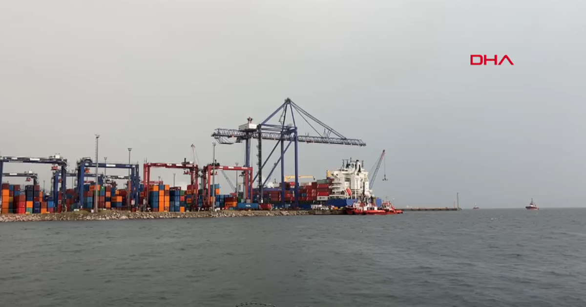 Kocaeli’de tekne alabora oldu