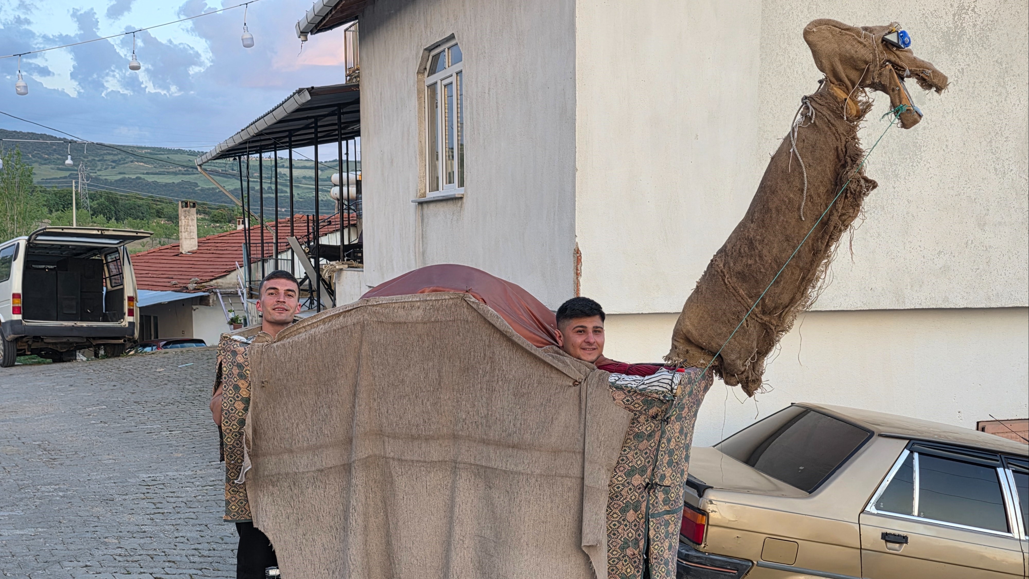 Kurban Bayramı'nın vazgeçilmezi. "Kukla Deve" geleneği asırlardır yaşatılıyor