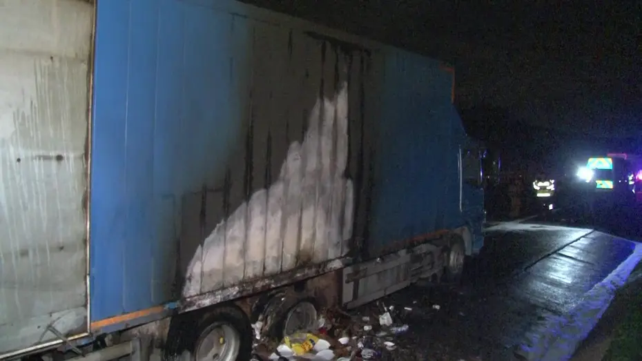 Kuzey Marmara'da korku dolu anlar: Tekerlekte başladı, dorseye sıçradı