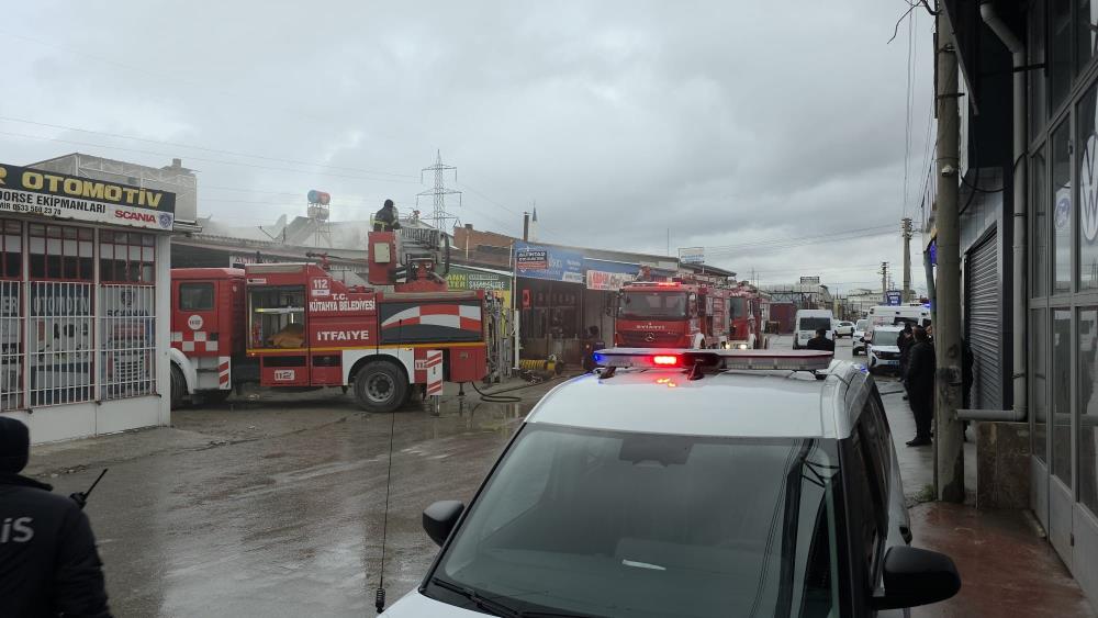 Kütahya'da Fatih Sanayi Sitesi'nde yangın