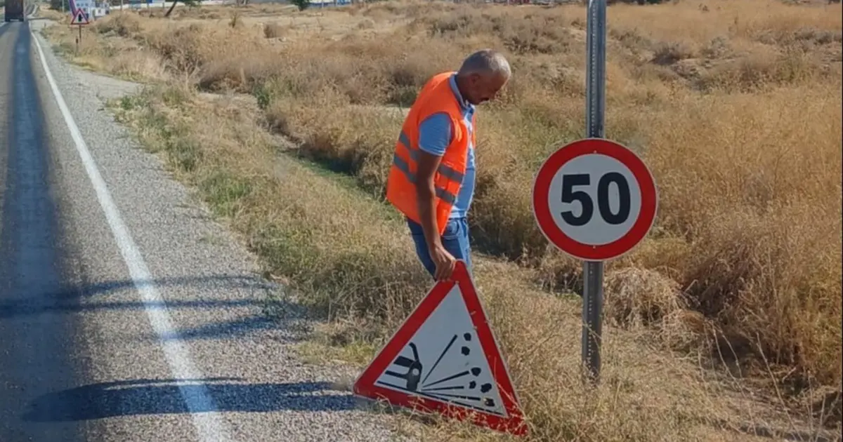 Hız sınırı tabelaları kaldırıldı, sürücüleri ilgilendiriyor