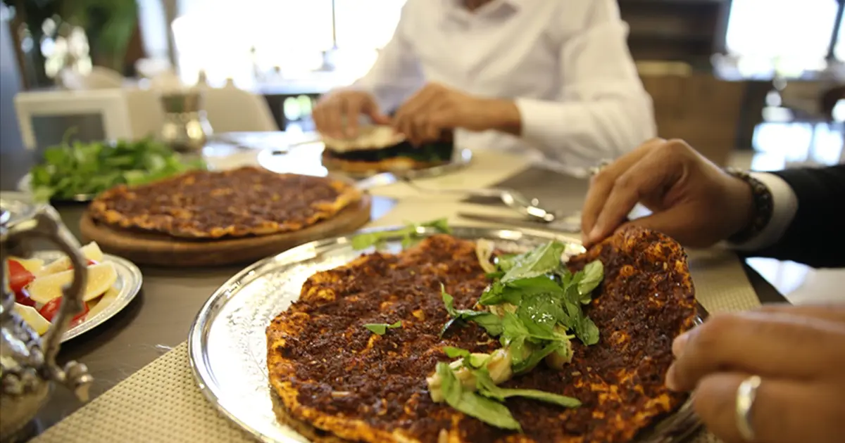 Lahmacun cep yakıyor! Zam oranı enflasyonu geçti