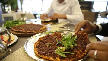 Lahmacun cep yakıyor! Zam oranı enflasyonu geçti
