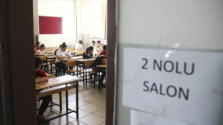 LGS'de bu yıl bir ilk yaşanacak: Onay verenler farklı salonda sınava girecek gorsel