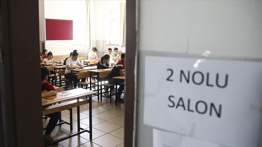 LGS'de bu yıl bir ilk yaşanacak: Onay verenler farklı salond