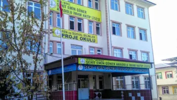 Iğdır&#x27;da liselilerin kavgası kanlı bitti