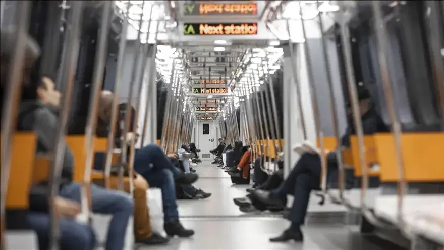 İstanbul'a yeni metro hattı geliyor. Trafiği yoğun 3 ilçe birbirine bağlanacak İstanbul'a yeni metro hattı geliyor. Trafiği yoğun 3 ilçe birbirine bağlanacak