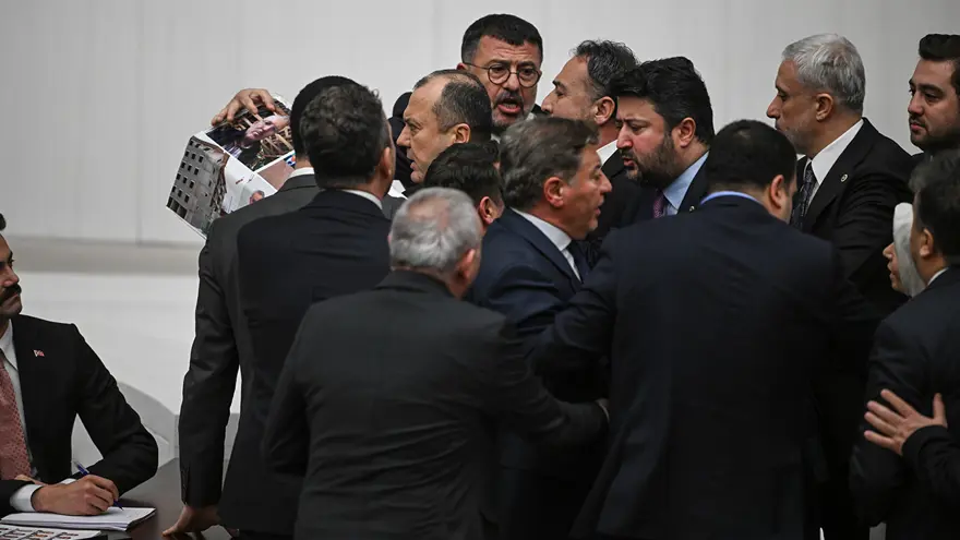 Emekli aylığı düzenlemesi Meclis'ten geçti 4