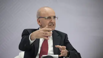 Bakan Şimşek: Riskleri azaltıp, fırsatları çeşitlendirmek zorundayız